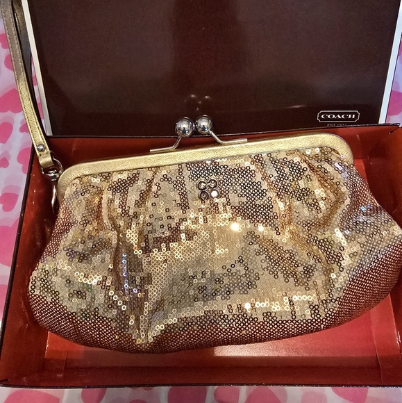 Coach Gold Metallic Clutch with Textured Finish - Picture 1 of 7